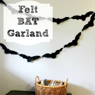 DIY Halloween Decorations Felt Bat Garland