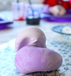 Plaster Balloon Sculptures with Kids