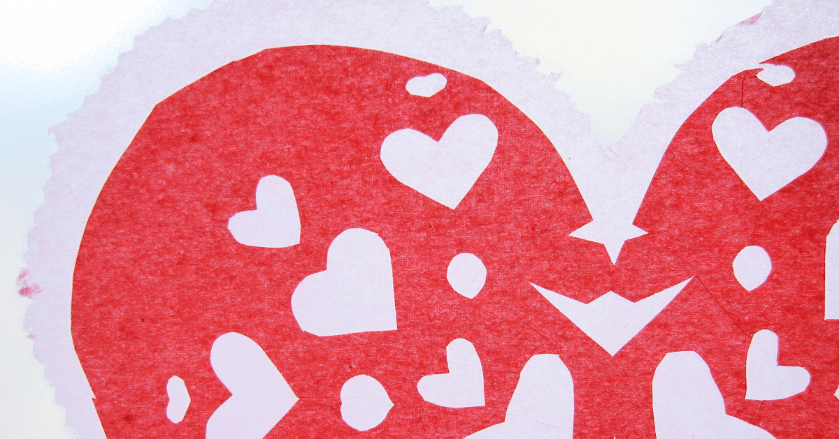 HOW TO CUT PAPER HEARTS BY HAND - EASY VALENTINE' DAY CRAFTS FOR