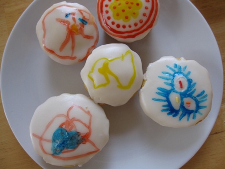 Decorating Cupcakes with Kids