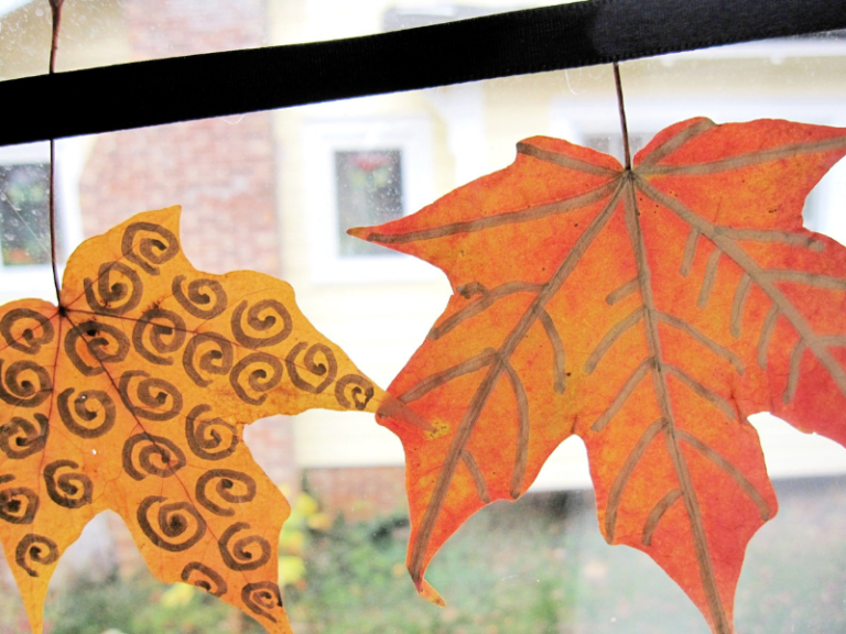 How to Make A Beautiful and Easy Fall Leaf Garland for Kids