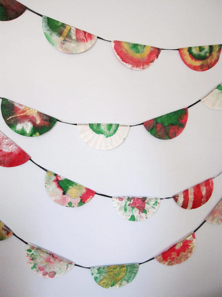 diy Christmas garland with coffee filters