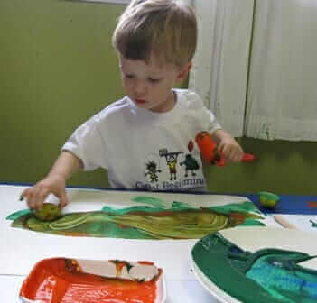 Simple arts and crafts - painting with vegetable