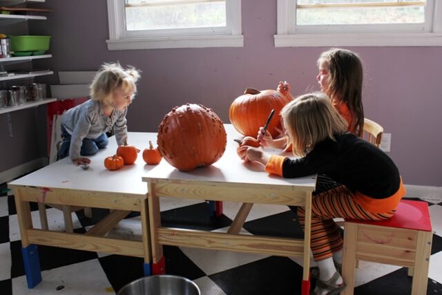 An Artful Halloween :: Pumpkin Carving