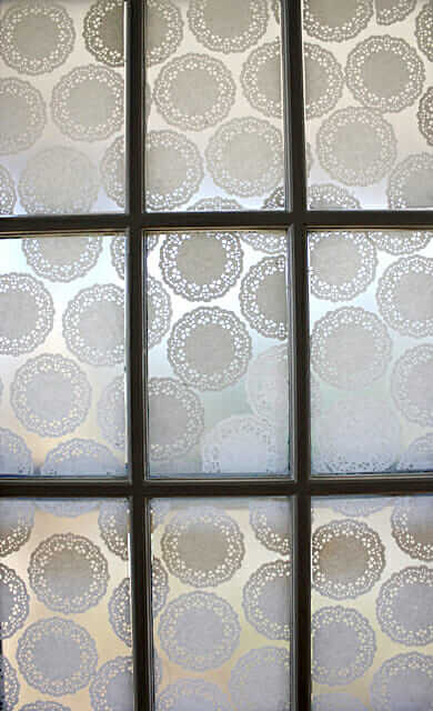 DIY Winter Decorations — How To Make A Wintry Window with Paper Doilies