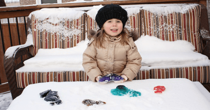 A Winter Scavenger Hunt for Kids with Colored Ice Sculptures