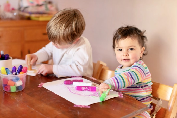 William and Ella drawing with Kwik Stix