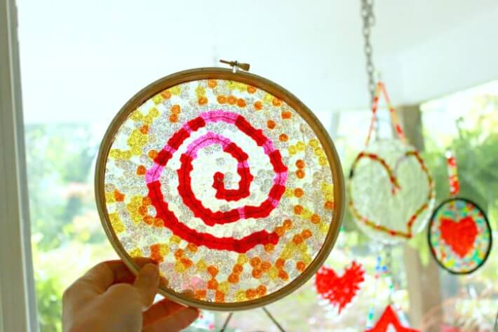 Melted Beads Suncatchers in Embroidery Hoop Frame