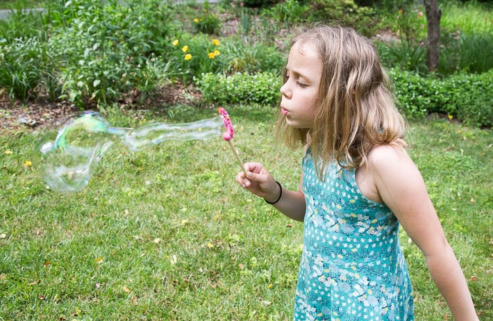 Blowing bubbles with homemade solution