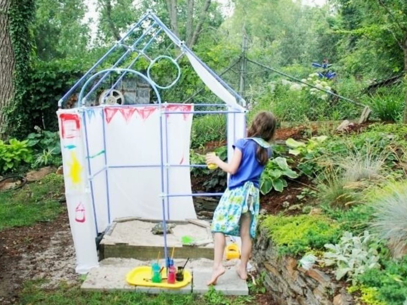 diy backyard playhouse