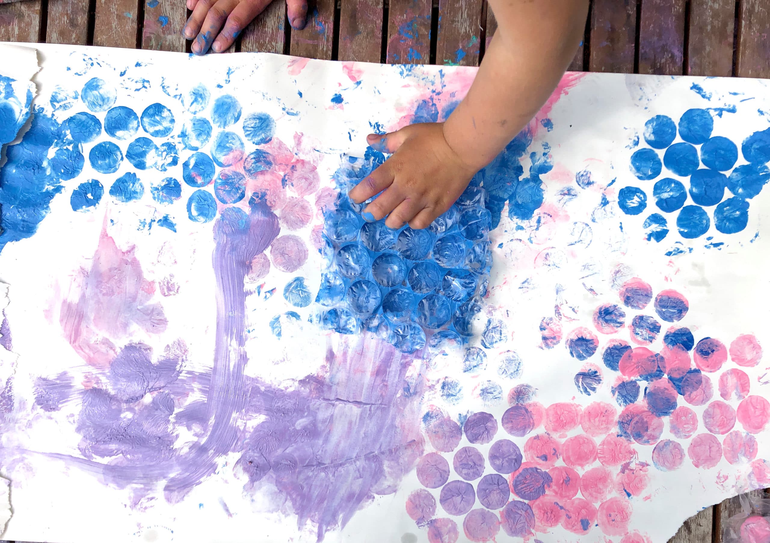 Bubble wrap printing - painting activities for preschoolers