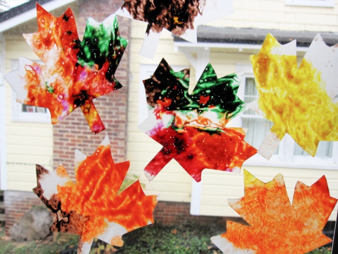 12 Simple Fall Garland Ideas for Kids