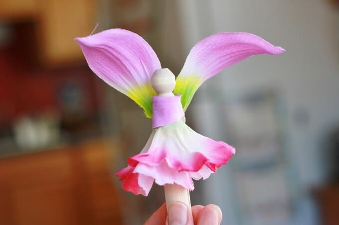 Use Artificial Flower Petals to Make Flower Fairy Dolls