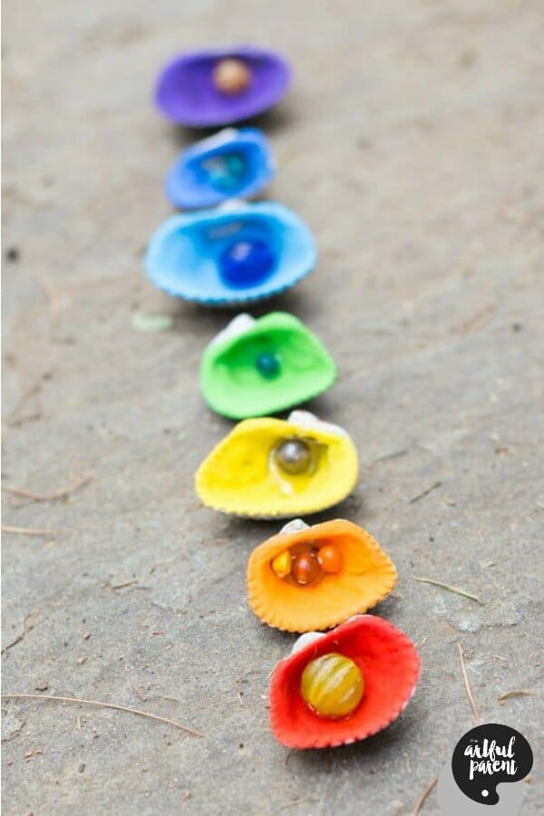 How to Make Melted Crayon Sea Shells with Beads