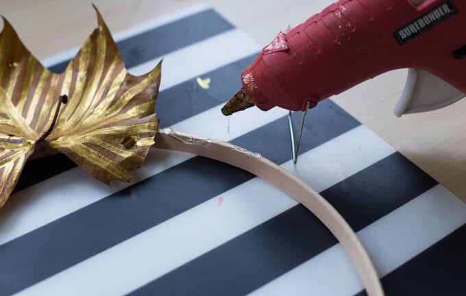 Create This Simple DIY Autumn Leaf Wreath For Fall - Assembling an Autumn Leaf Wreath