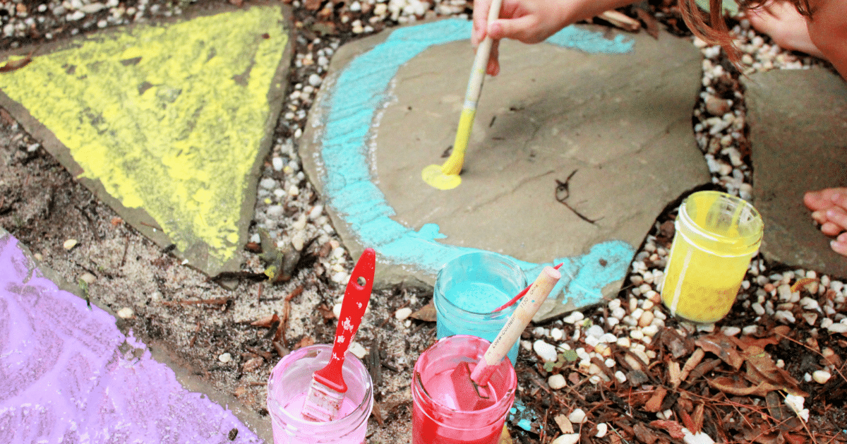 21 Outdoor Art Ideas for Kids to Take the Creativity (and Mess) Outside