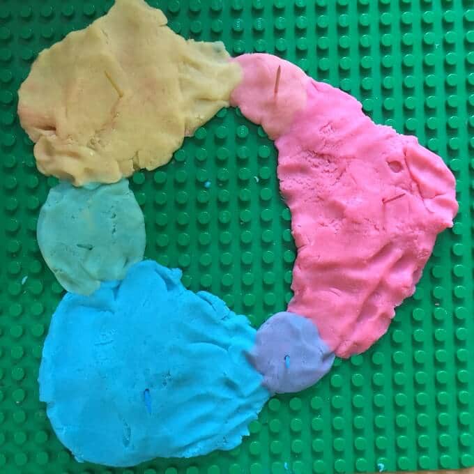 Playdough Fun - Color Mixing with Playdough