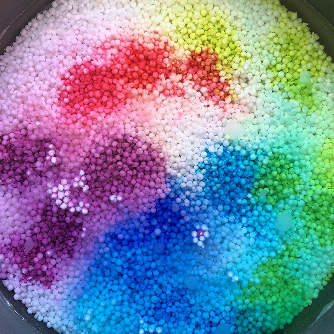 Coloring tapioca pearls (an edible water bead alternative)