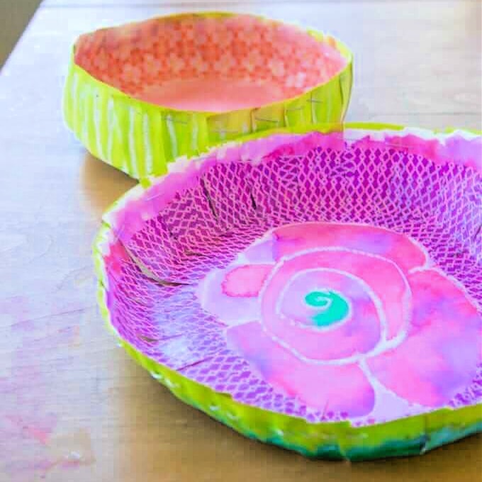 Decorative-Bowls-from-Paper-Plates (1)