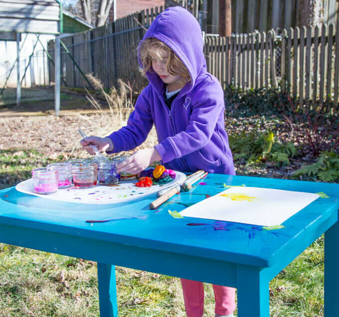 Splat Painting with Kids with Paint-Soaked Cotton Balls