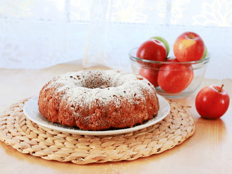 apple bundt cake featured image