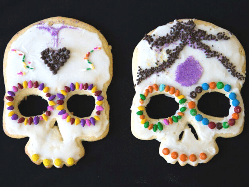 sugar skull cookies featured image