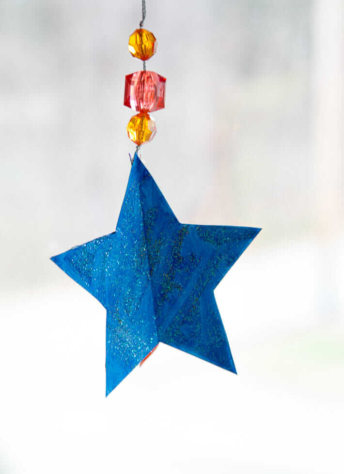 3D Paper Star Ornaments - Learn How to Make this Great Christmas Craft!