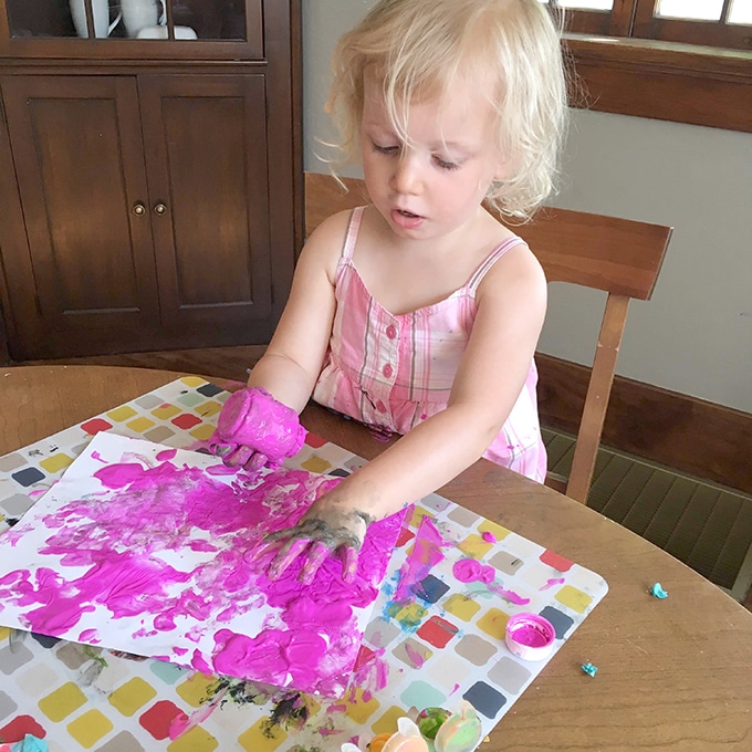 fingerpainting_art activities for toddlers
