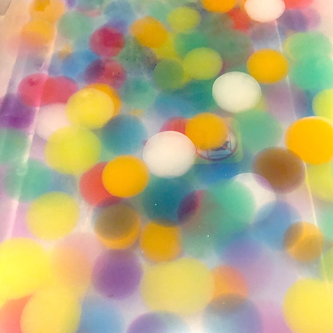 Giant water beads