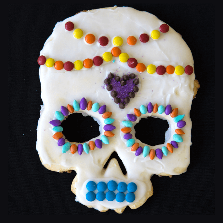 Sugar-Skull-Cookies-the-Easy-Way-with-Kids-Square-710