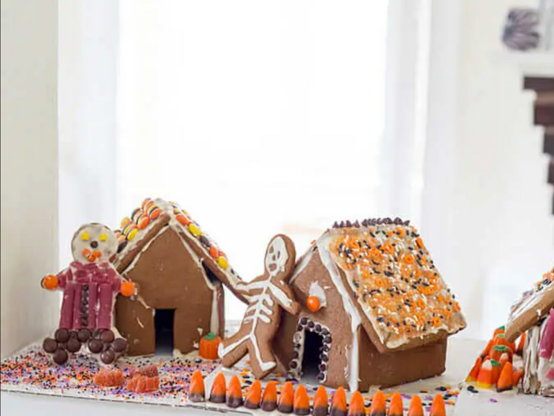 mini gingerbread houses