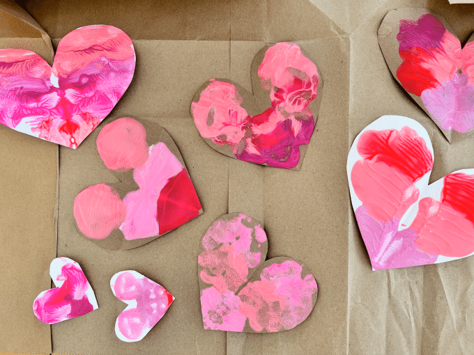 Easy Valentine's Crafts - blot art hearts