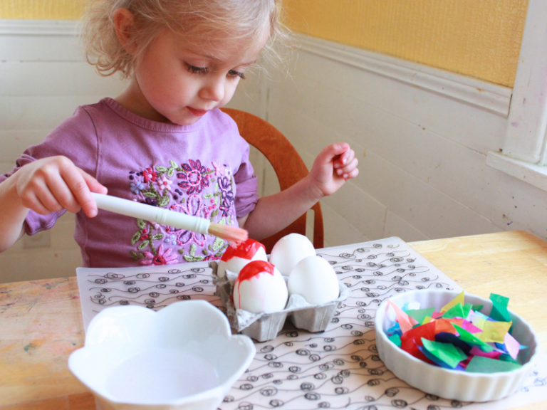 dyeing eggs
