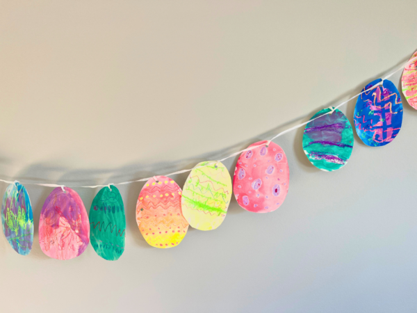 How to Paint Paper Easter Eggs