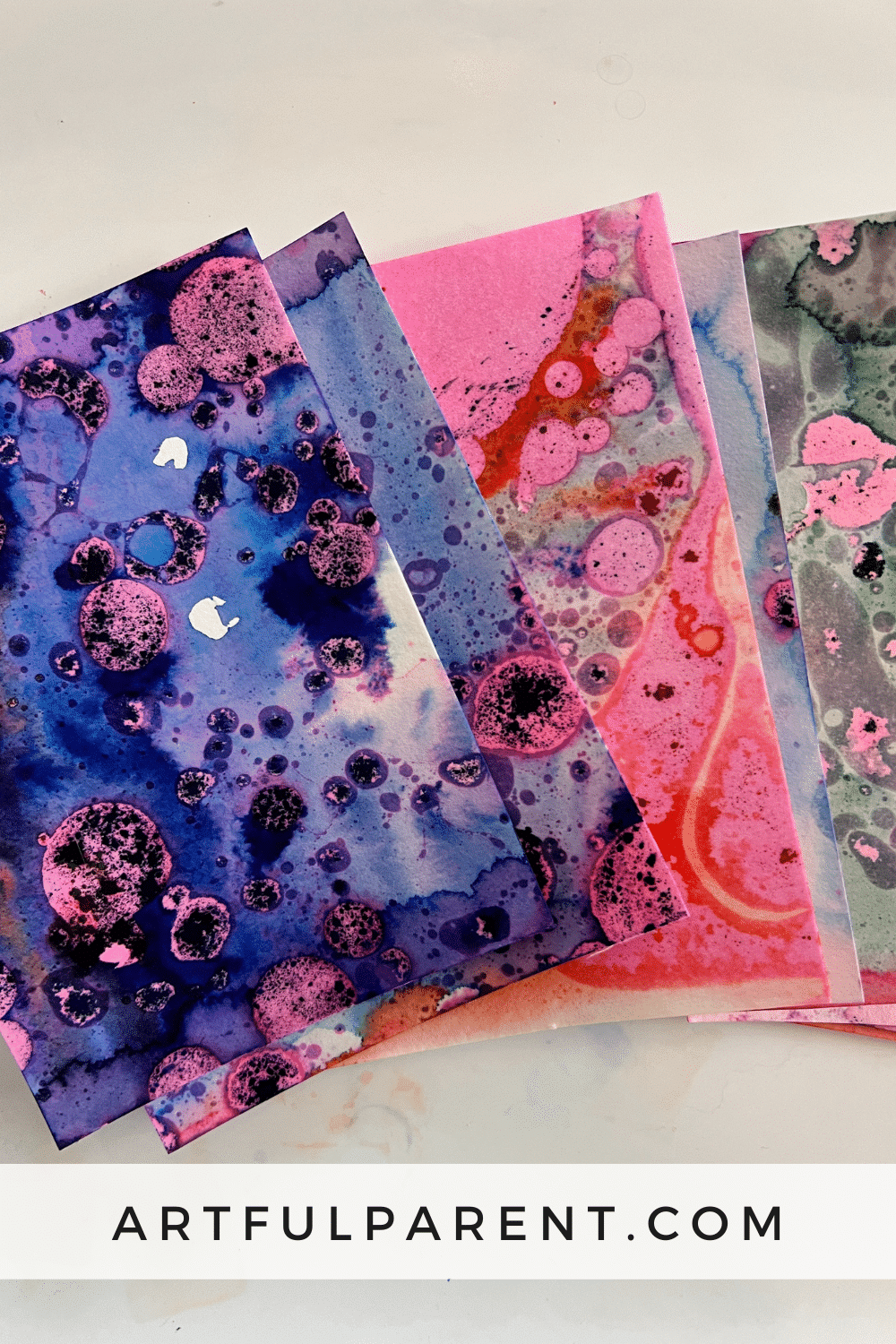 6 Easy Paper Marbling Techniques