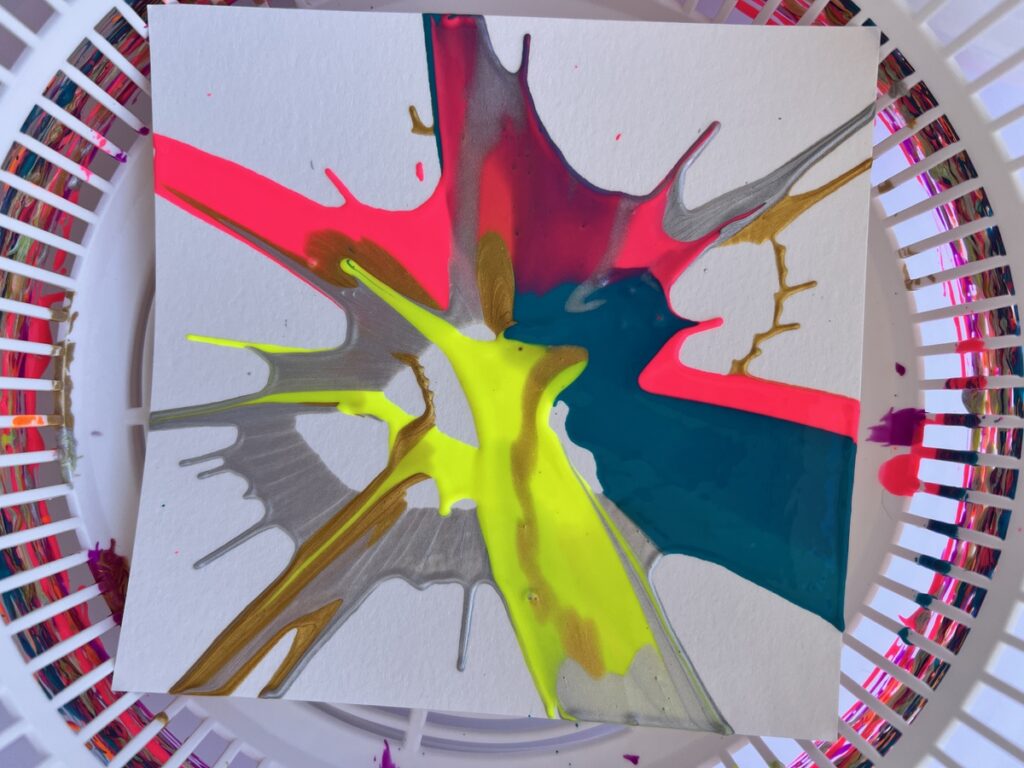 https://artfulparent.com/wp-content/uploads/2023/06/Spin_Painting_A_Martelle.JPG-1024x768.jpg