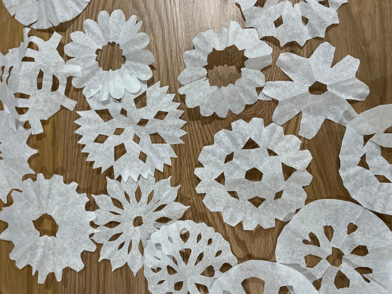 coffee filter snowflakes