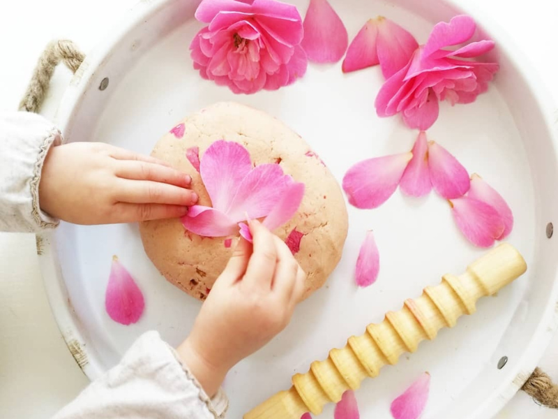 petal playdough