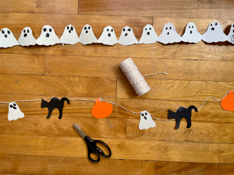 halloween garland made of paper