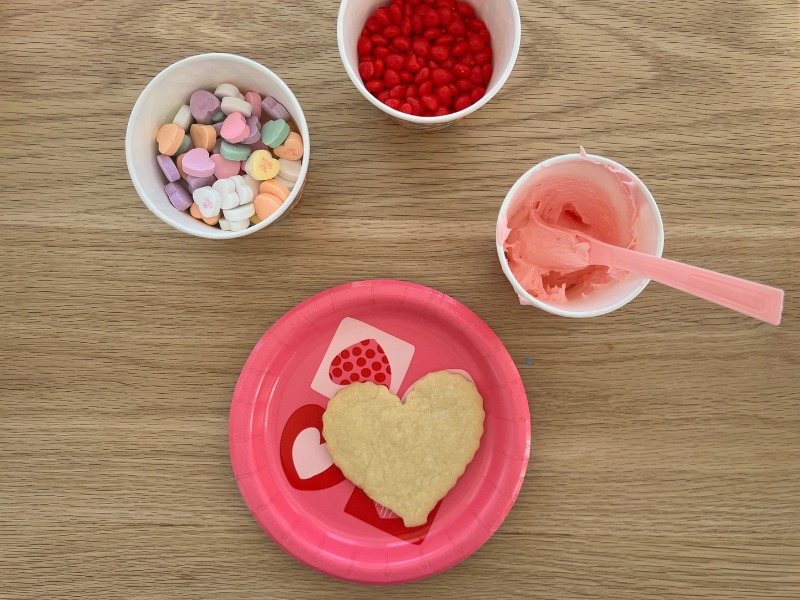 heart cookie decorating