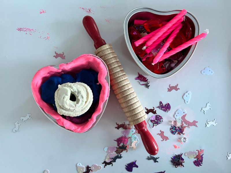 playdough heart cakes